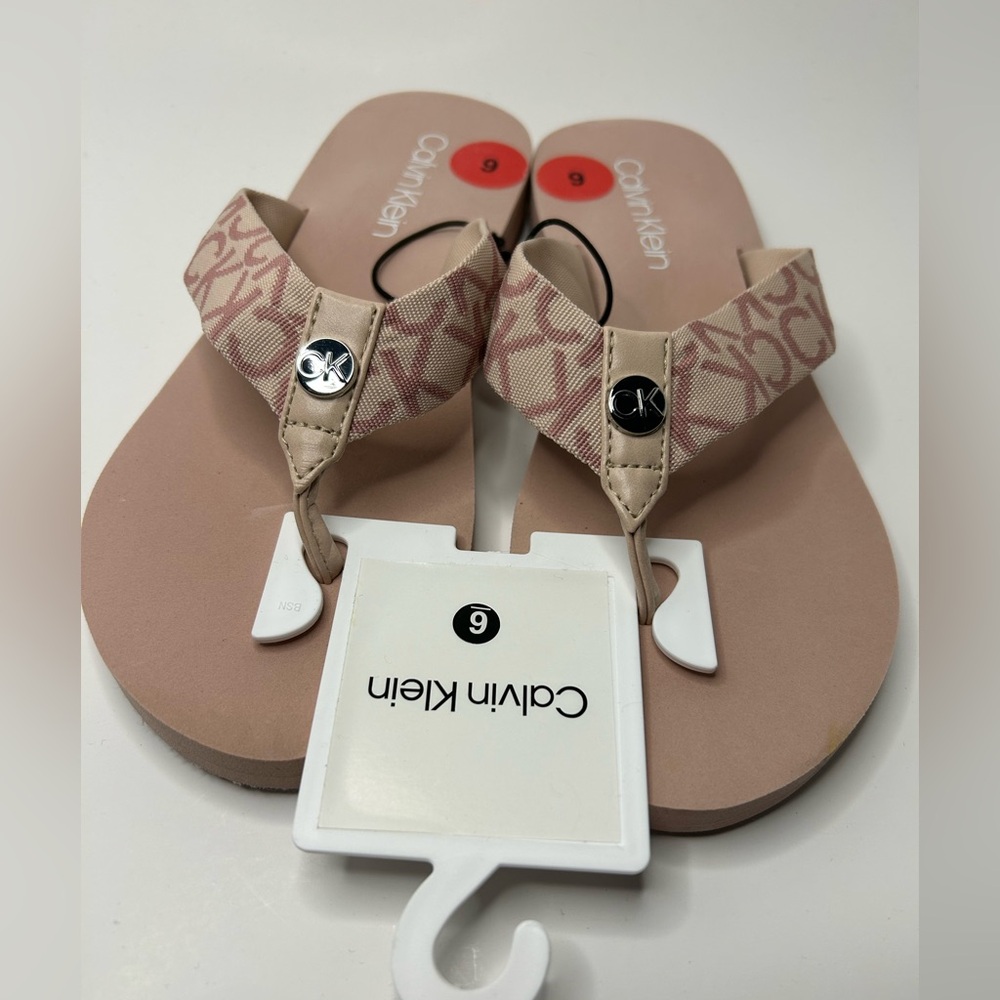 Calvin Klein Pink Casual Slip On Flip Flop Sandal Size 6 NWT - Picture 4 of 6